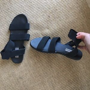 Steve Madden Black Strappy Sandals